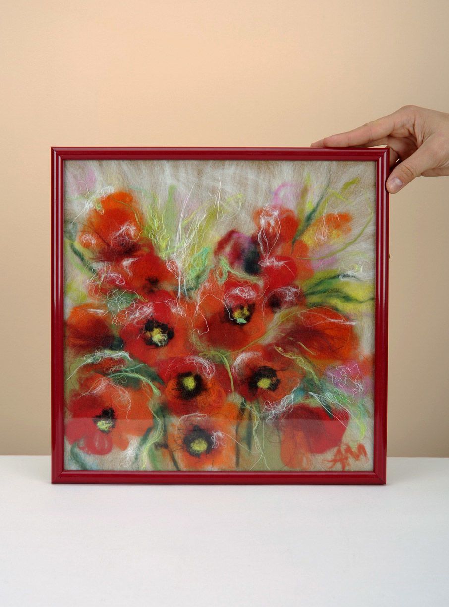 Wool painting Poppies photo 1