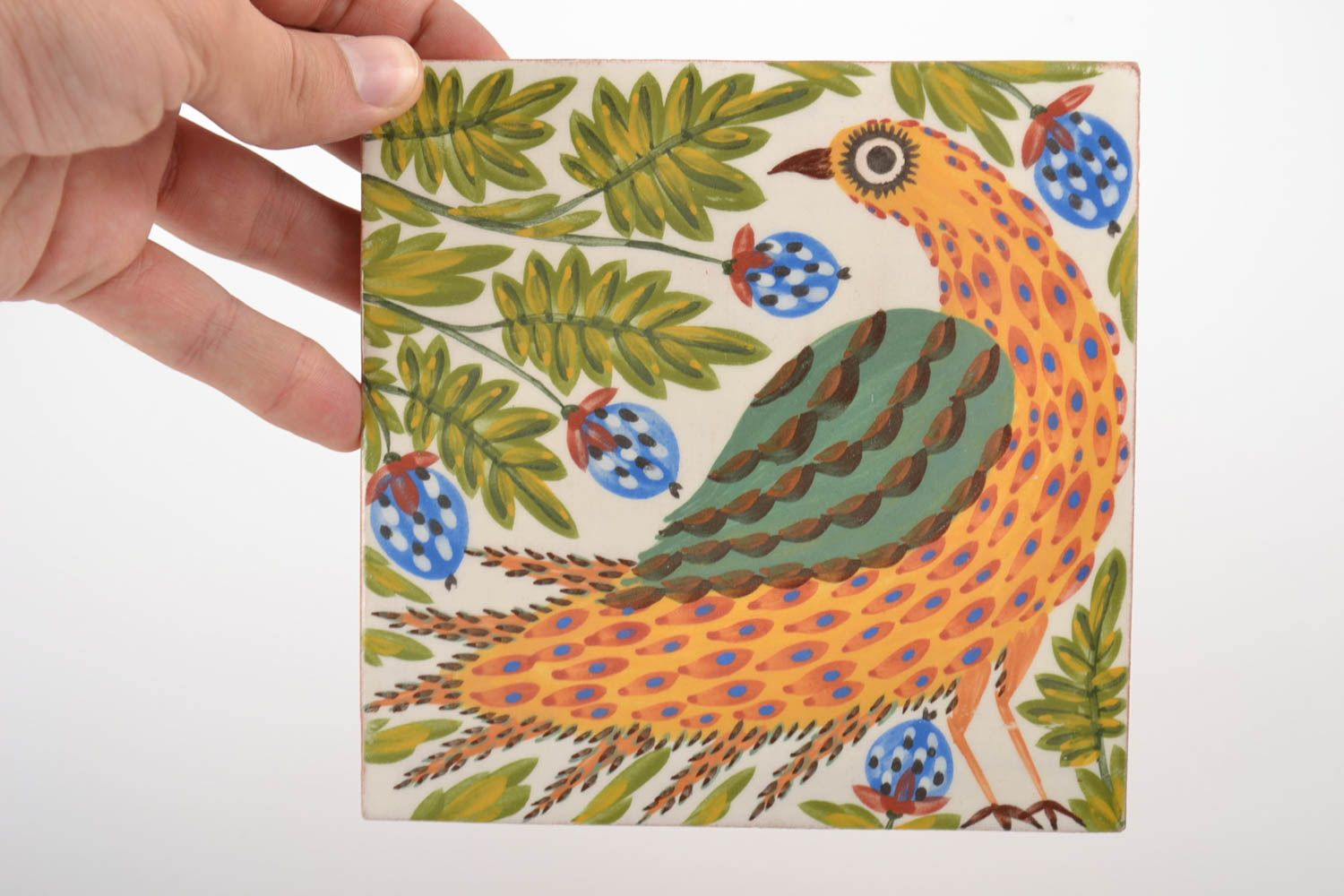 Carreau céramique décoratif avec oiseau peint de couleurs naturelles fait main photo 2