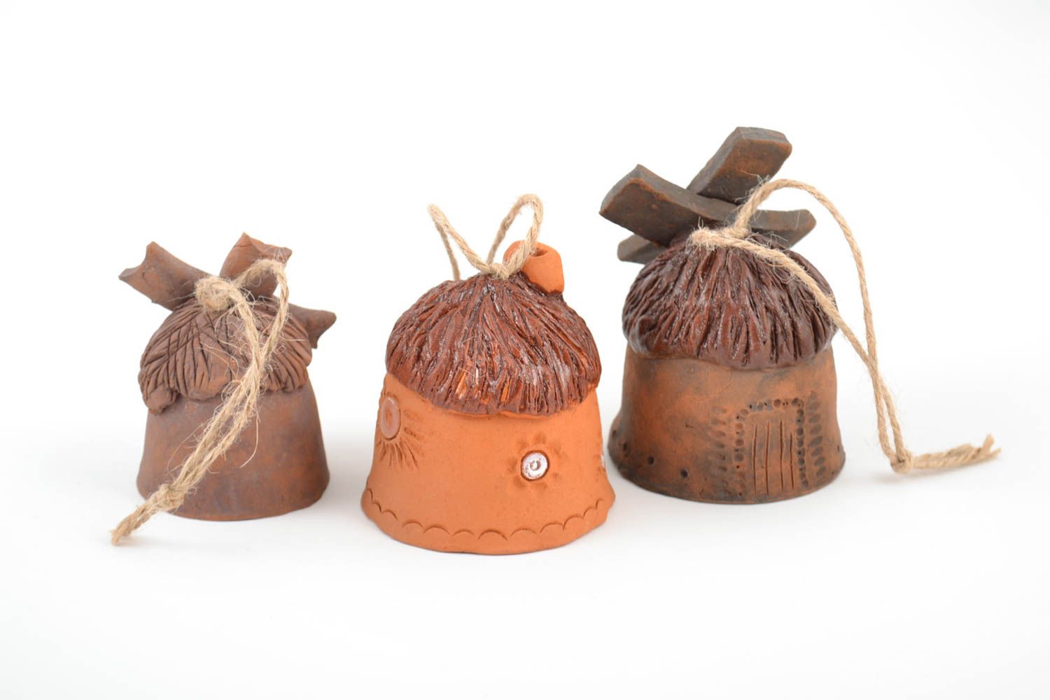 Conjunto de campanas de cerámica hechas a mano originales 3 piezas  foto 5