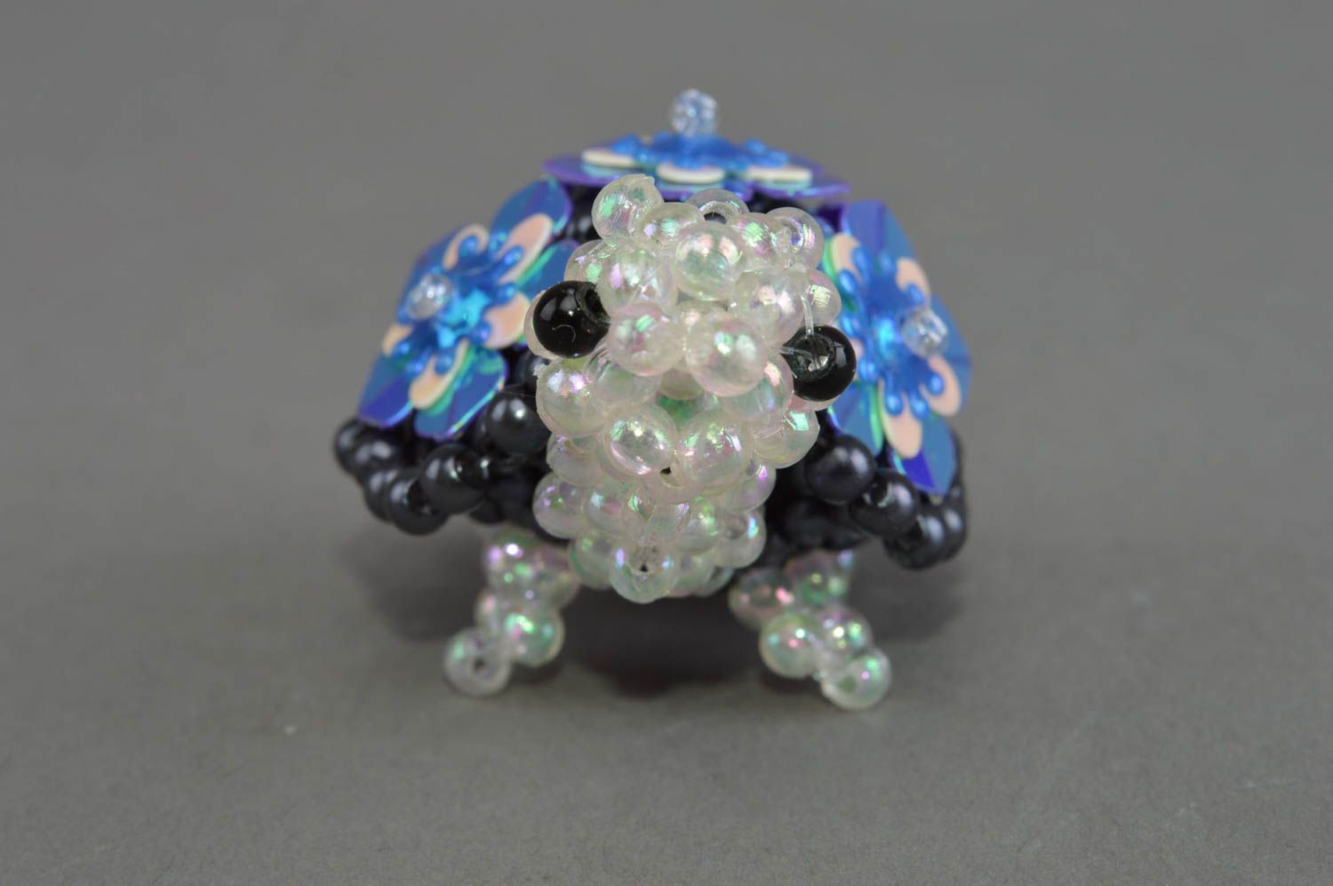 Kleine handgemachte Deko Figurine Schildkröte aus Glasperlen für Haus Dekor foto 4