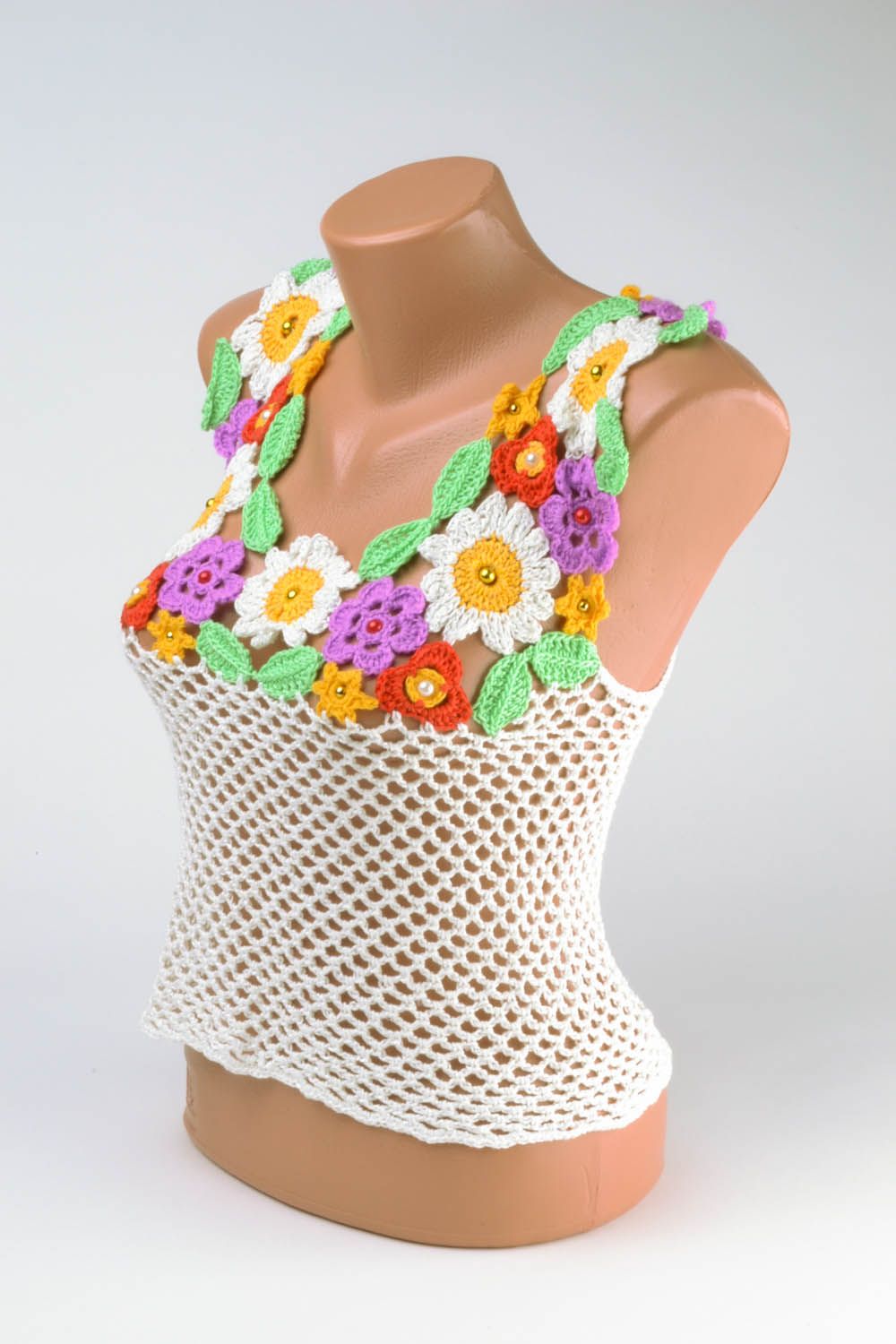 Floral crochet vest top photo 1