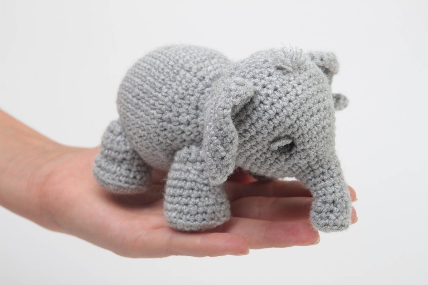 Peluche éléphant fait main Jouet enfant Cadeau original tricoté gris mignon photo 5