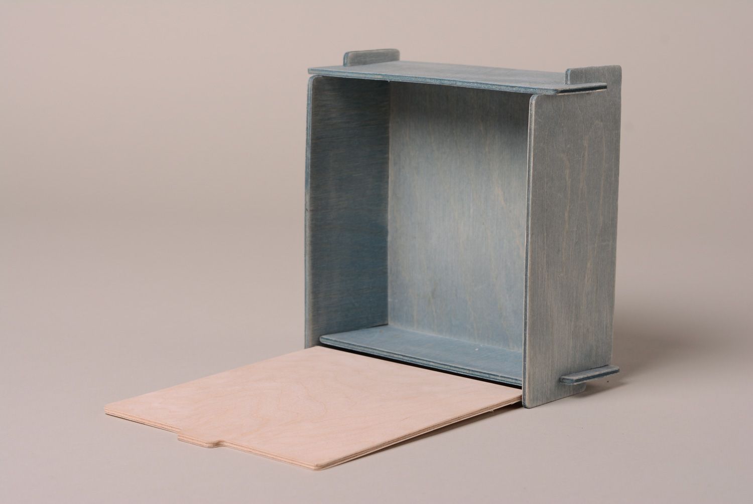 Boîte carrée en bois peinte bleue originale faite main pour petits objets photo 4