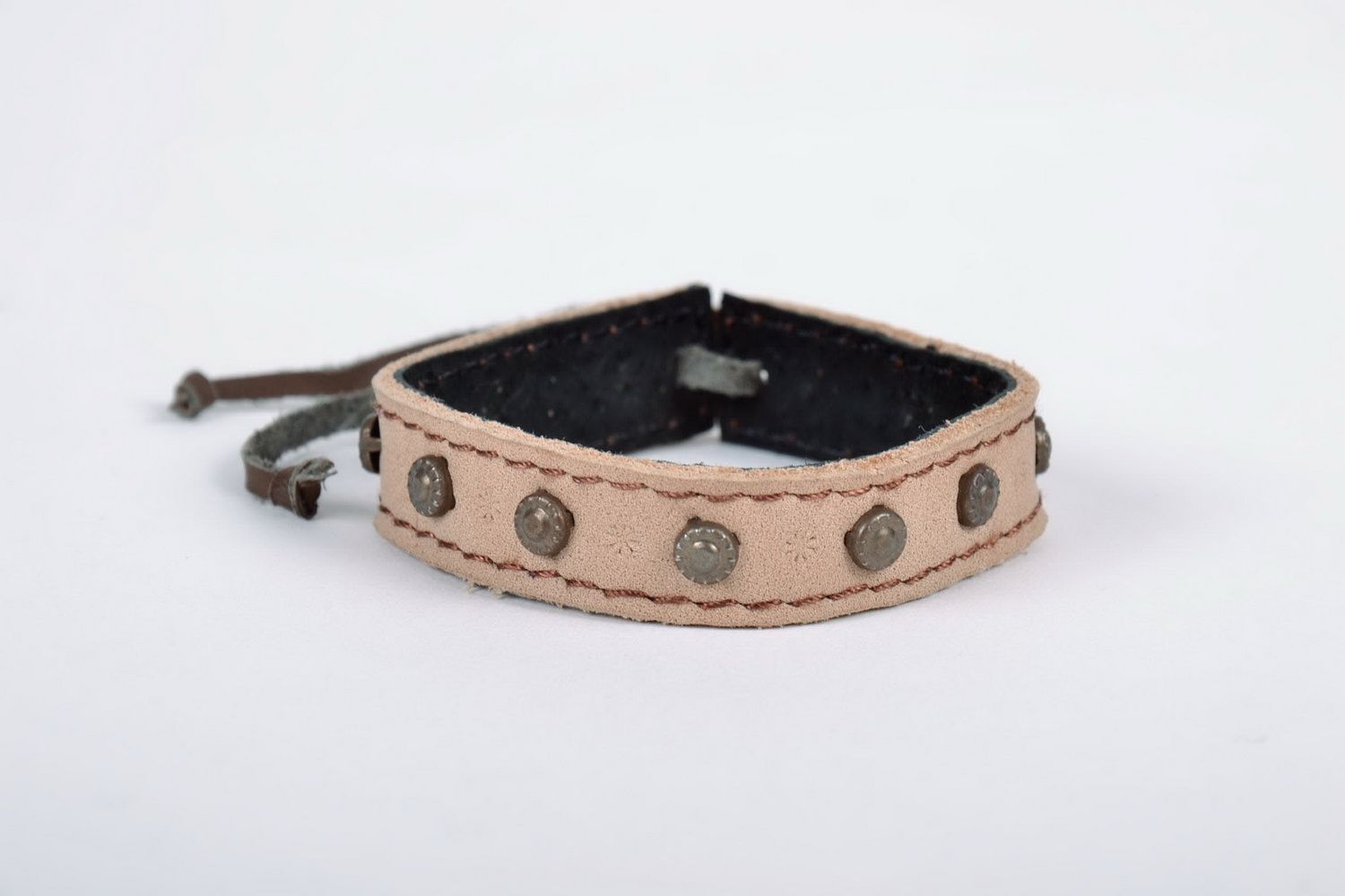 Light brown leather bracelet photo 4