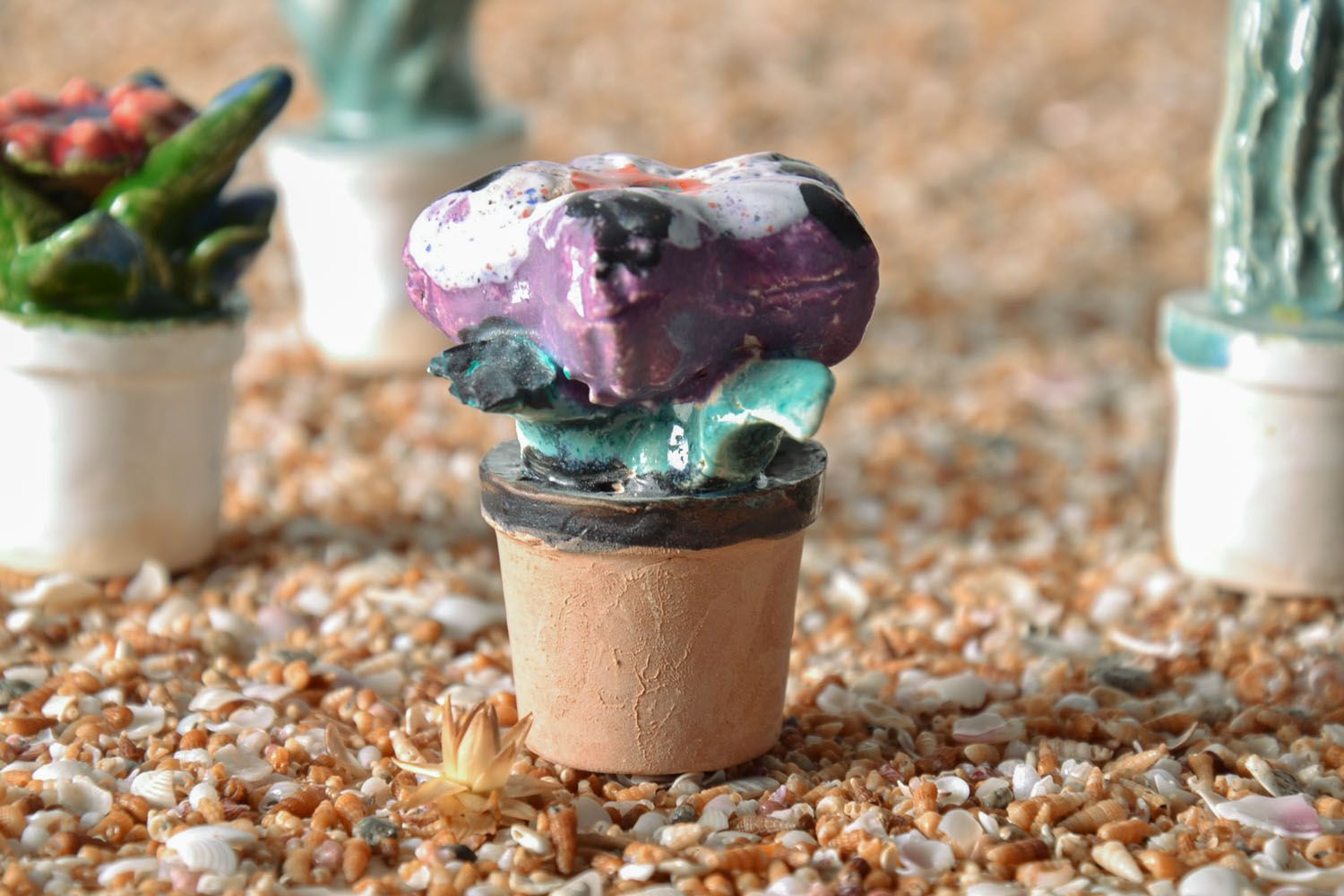 Clay figurine Flowerpot photo 1