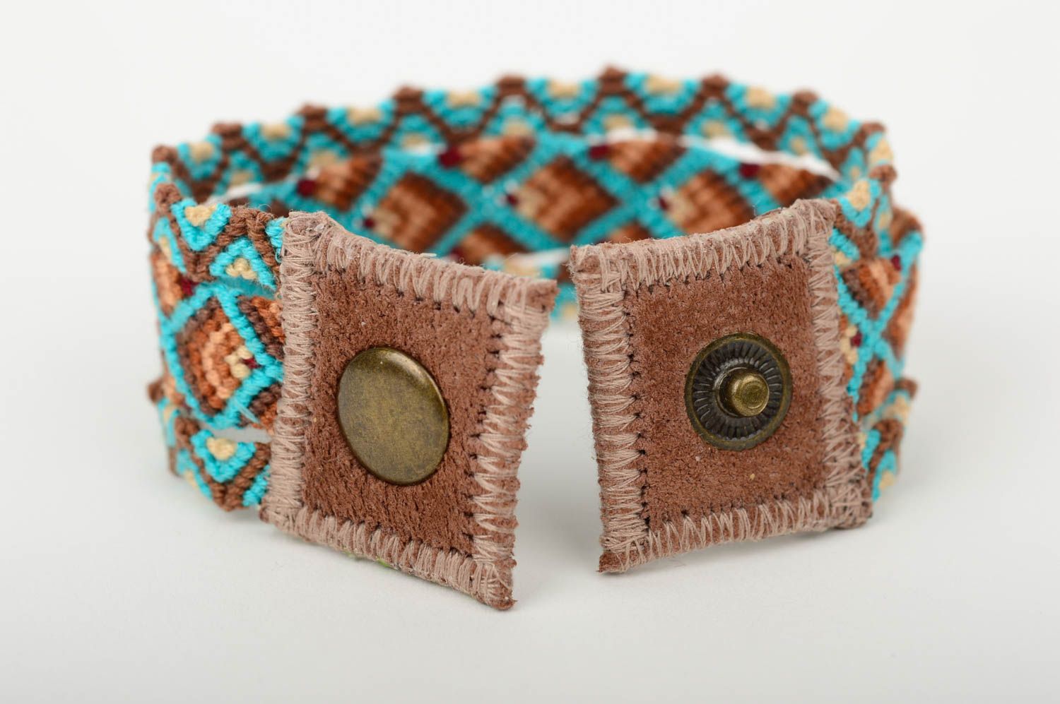 Handmade woven bracelet stylish macrame friendship bracelet present for women photo 3