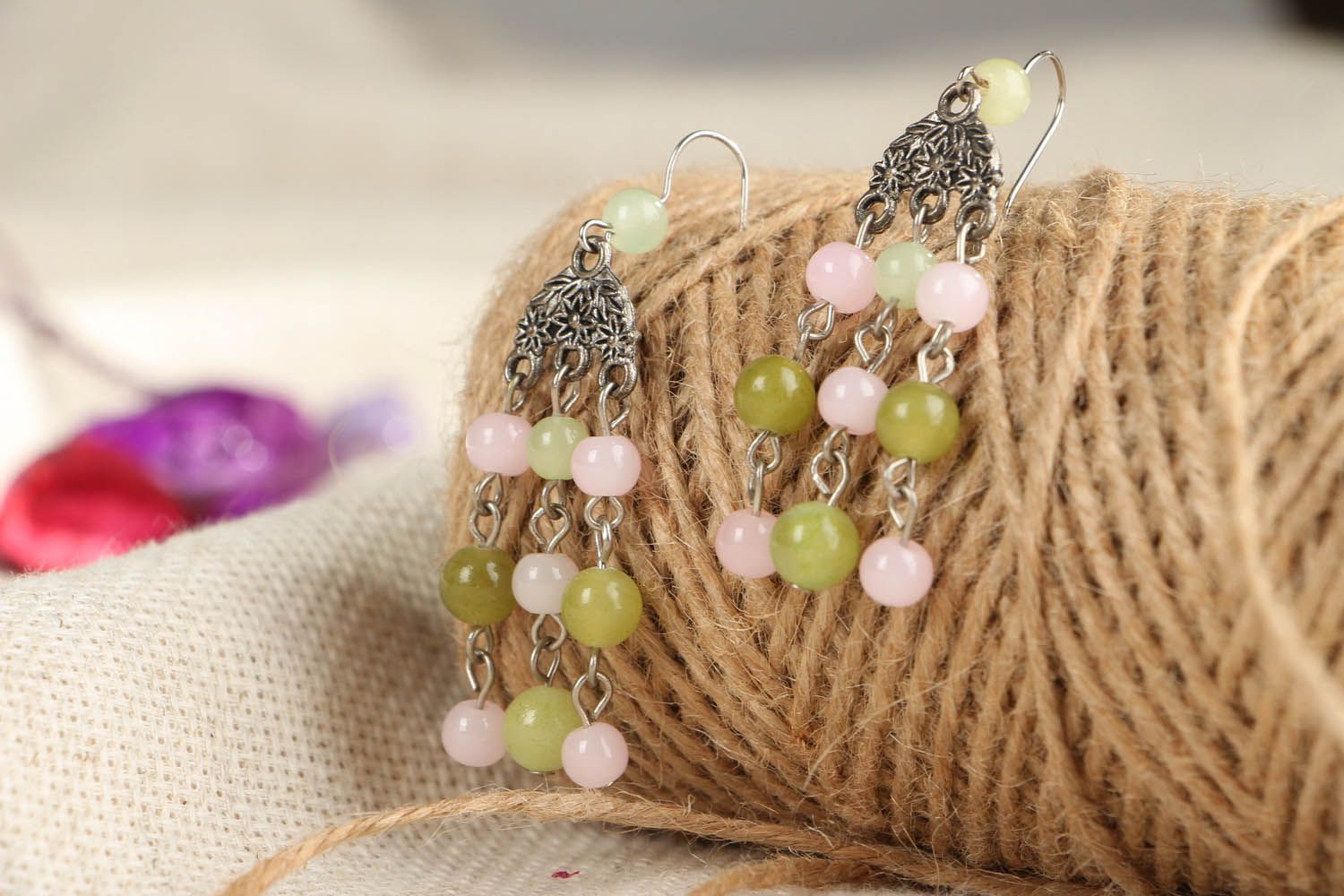 Earrings with pink quartz and onyx photo 3