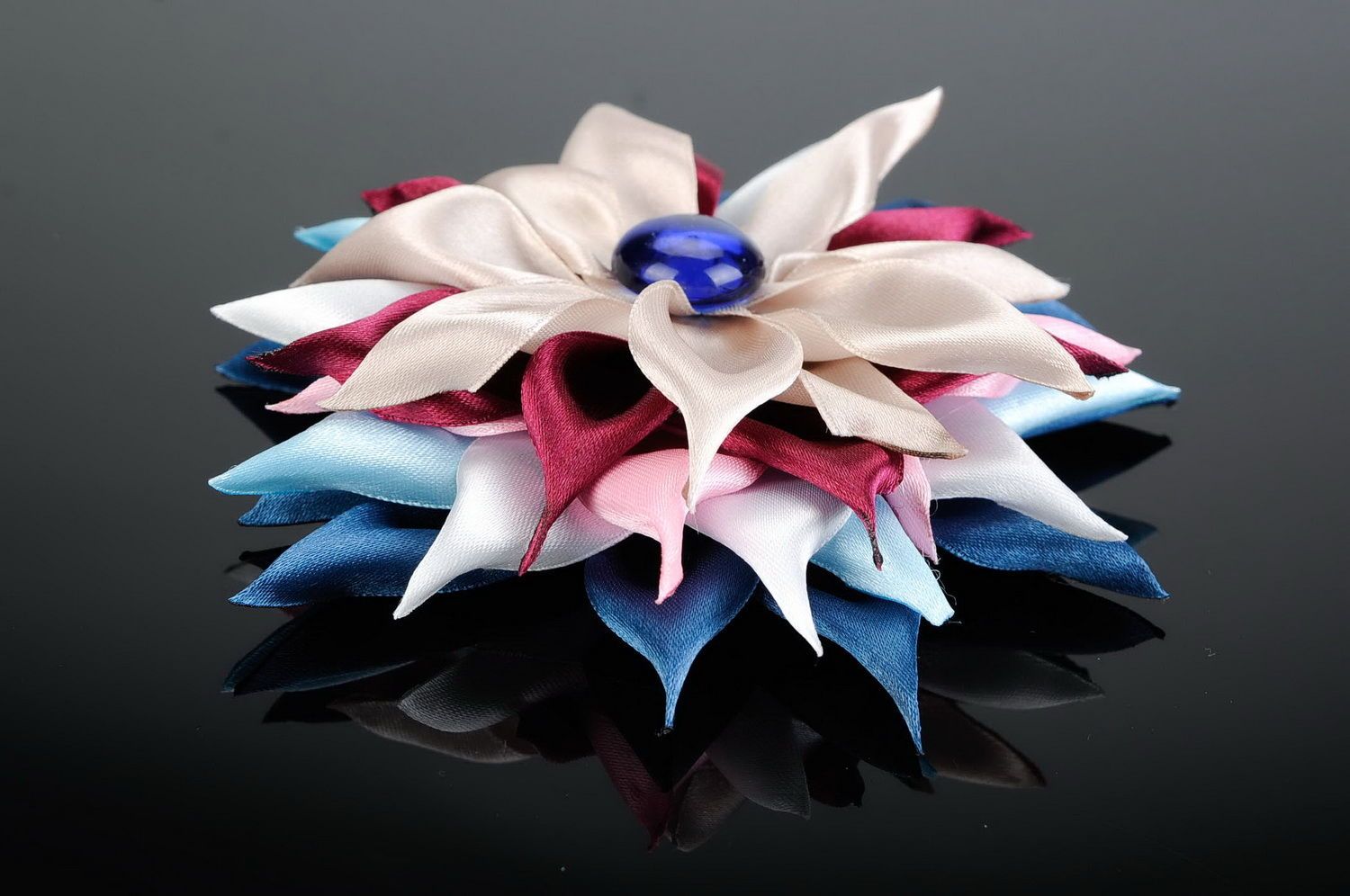 Цветок из ткани многослойный фото 1