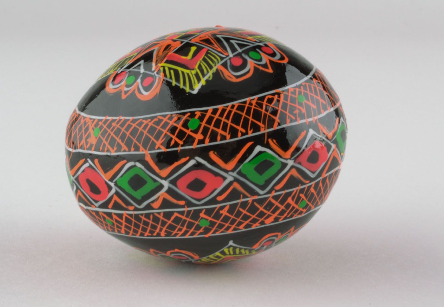 Painted wooden egg photo 3