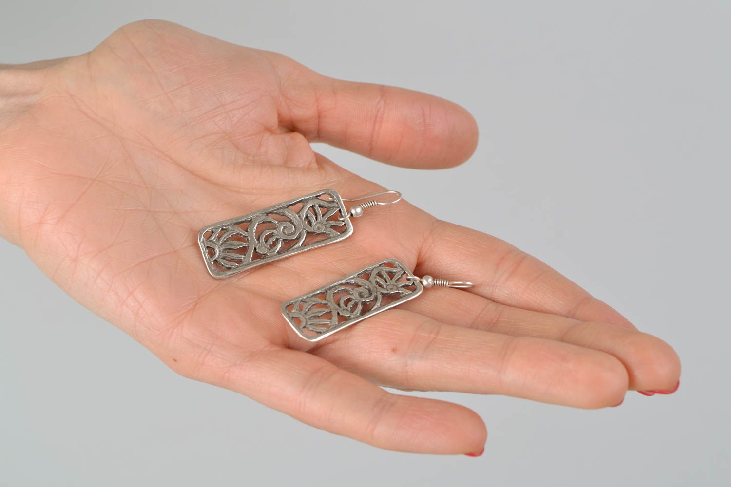 Boucles d'oreilles en métal rectangulaires faites main pour femme Fougère photo 2