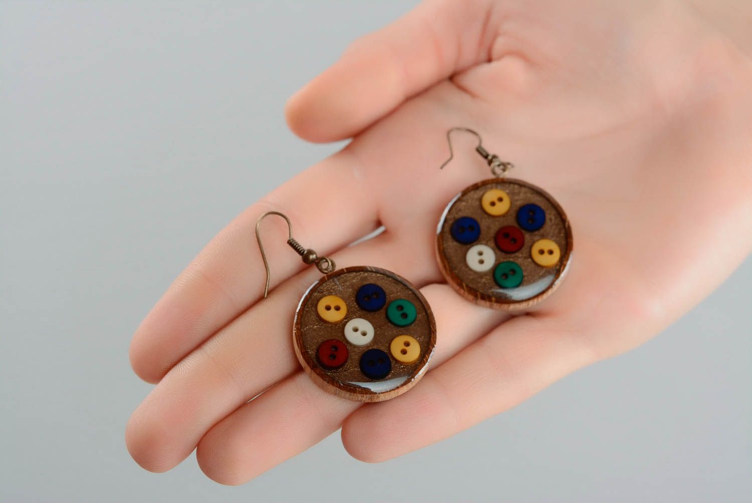Round earrings Buttons photo 1