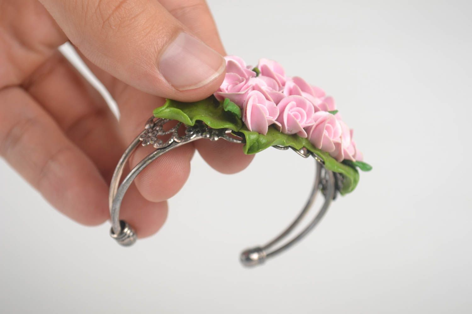 Bracelet fleurs roses Bijou fait main en pâte polymère Cadeau femme original photo 5