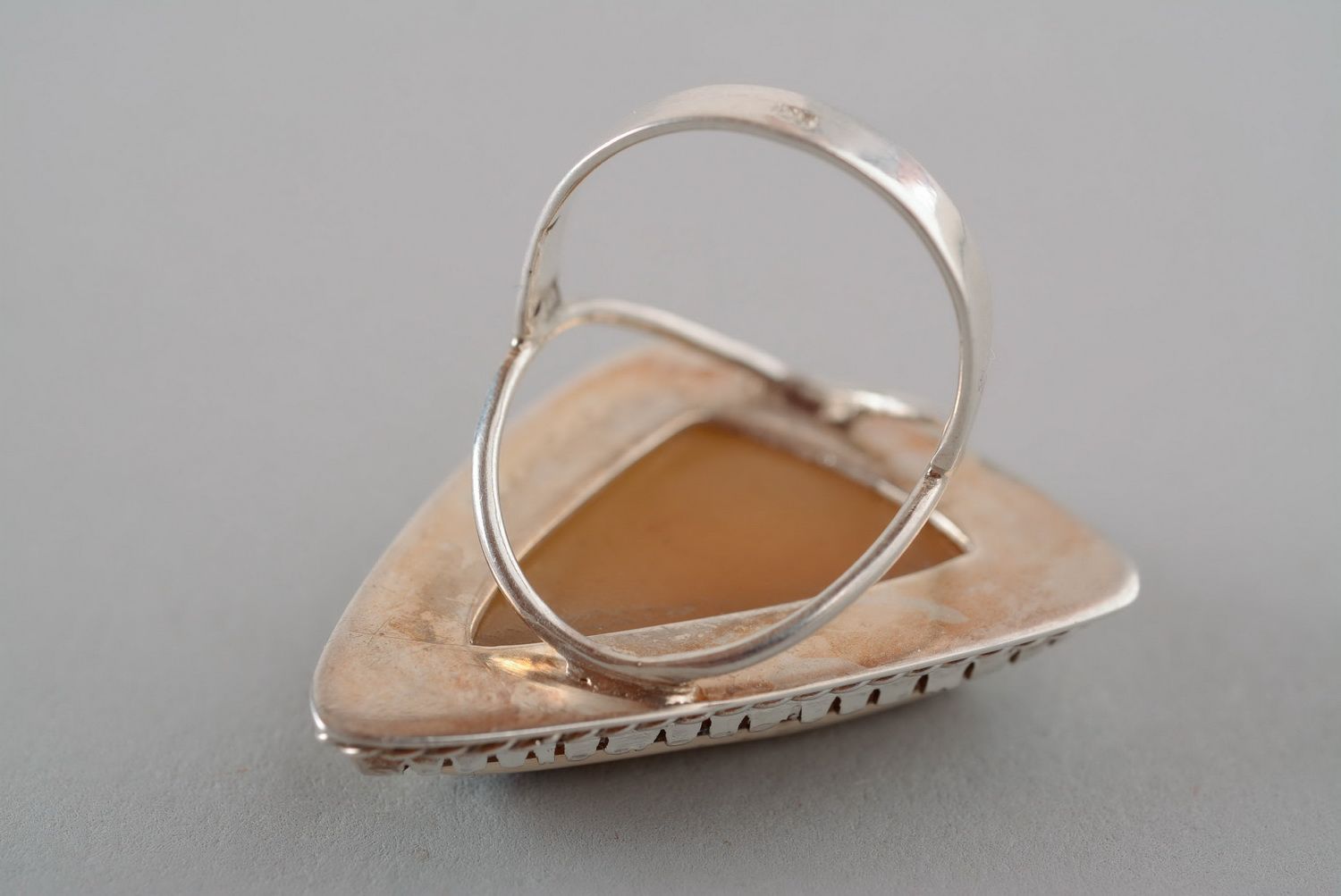 Gran anillo artesanal de plata foto 5