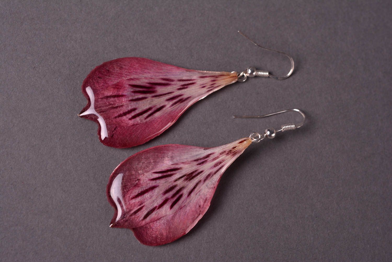 Cute handmade flower earrings botanical earrings botanical jewelry designs photo 3