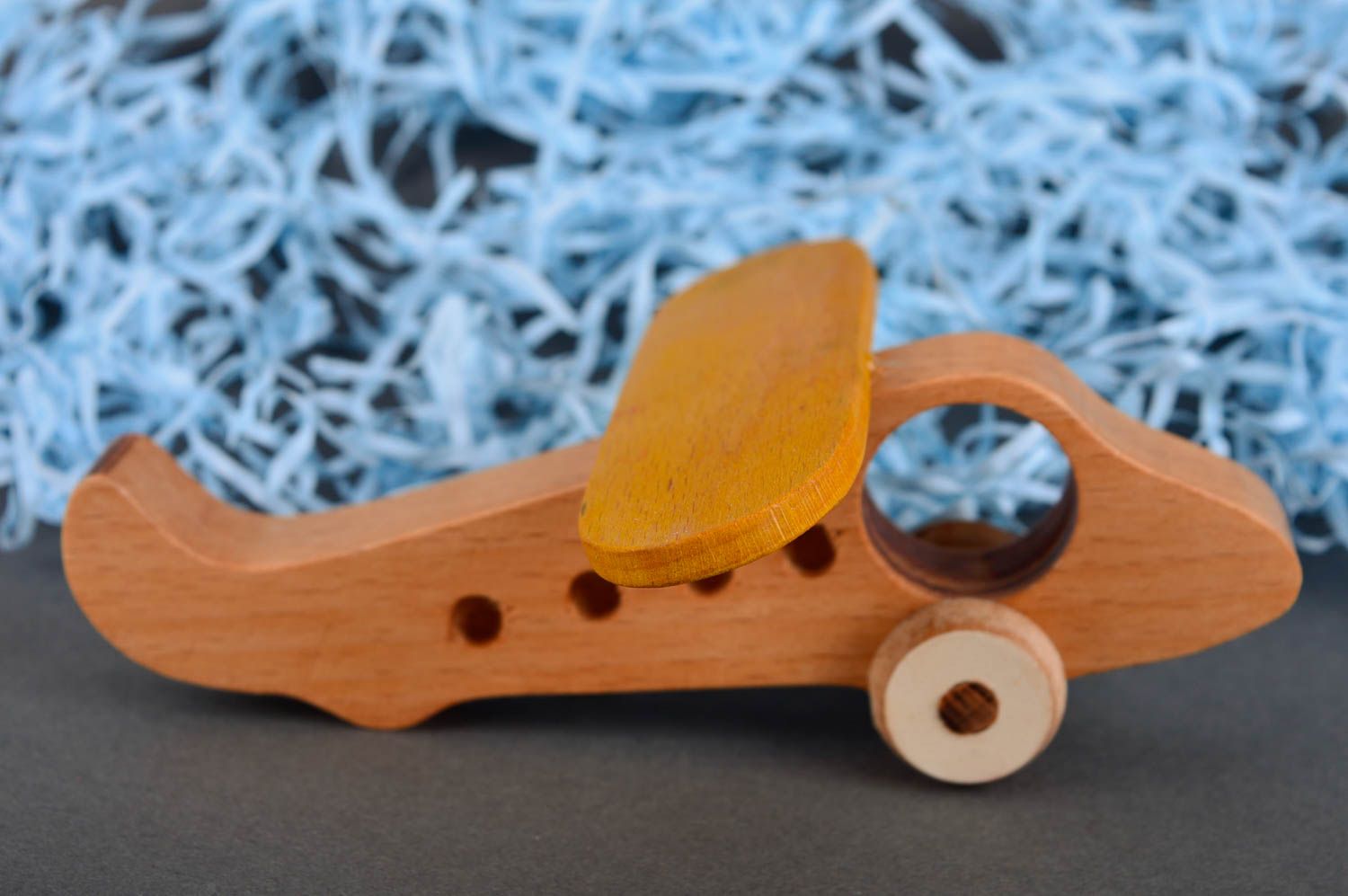 Juguete de madera hecho a mano decoración de interior regalo original avión foto 1