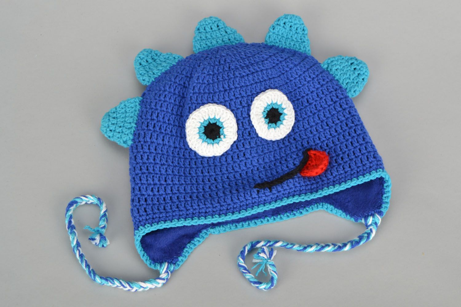 Cappello con orecchie di lana fatto a mano accessorio divertente da bambini

 foto 2