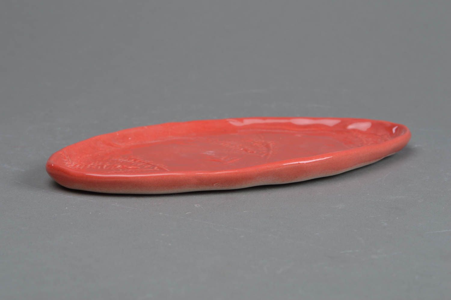 Roter kleiner Porzellan Teller grell originell künstlerische Handarbeit foto 2