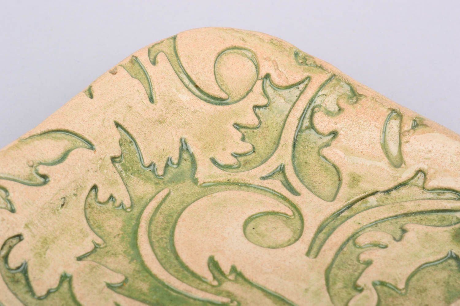 Petite assiette céramique faite main avec motifs gravés rectangulaire décorative photo 5