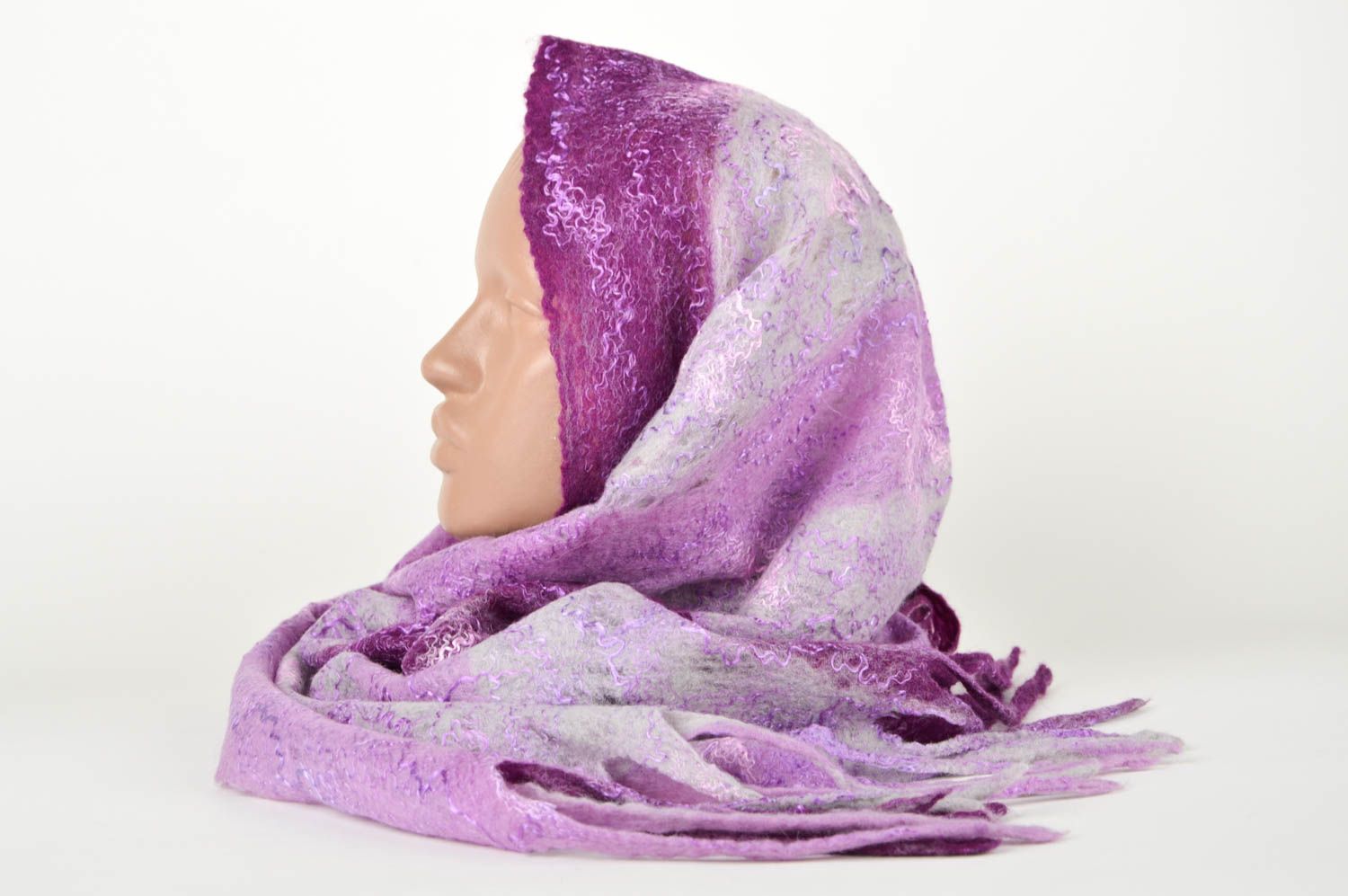 Женский шарф палантин ручной работы валяный палантин фиолетовый в полоску фото 3