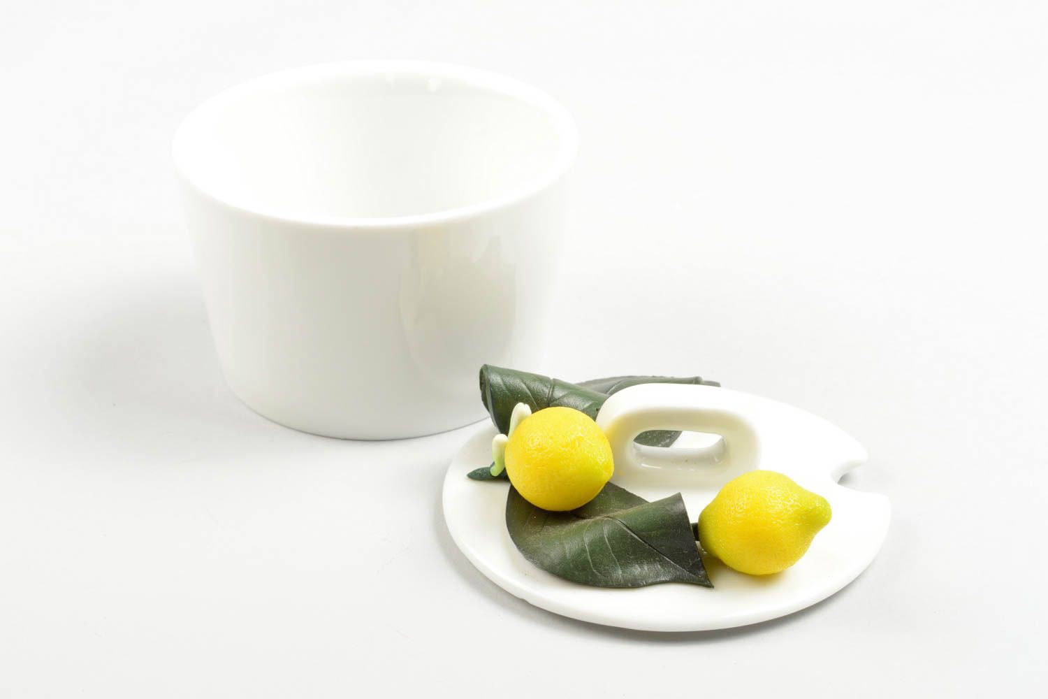 Moderner Dekoartikel handmade Zuckerdose mit Deckel Wohnzimmer Deko in Weiß foto 4