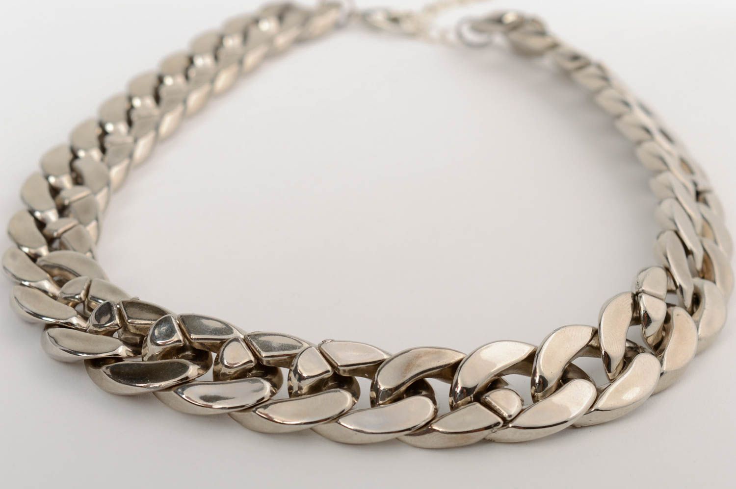 Lange Halskette aus Metall breit schön für Frauen künstlerische Handarbeit foto 2