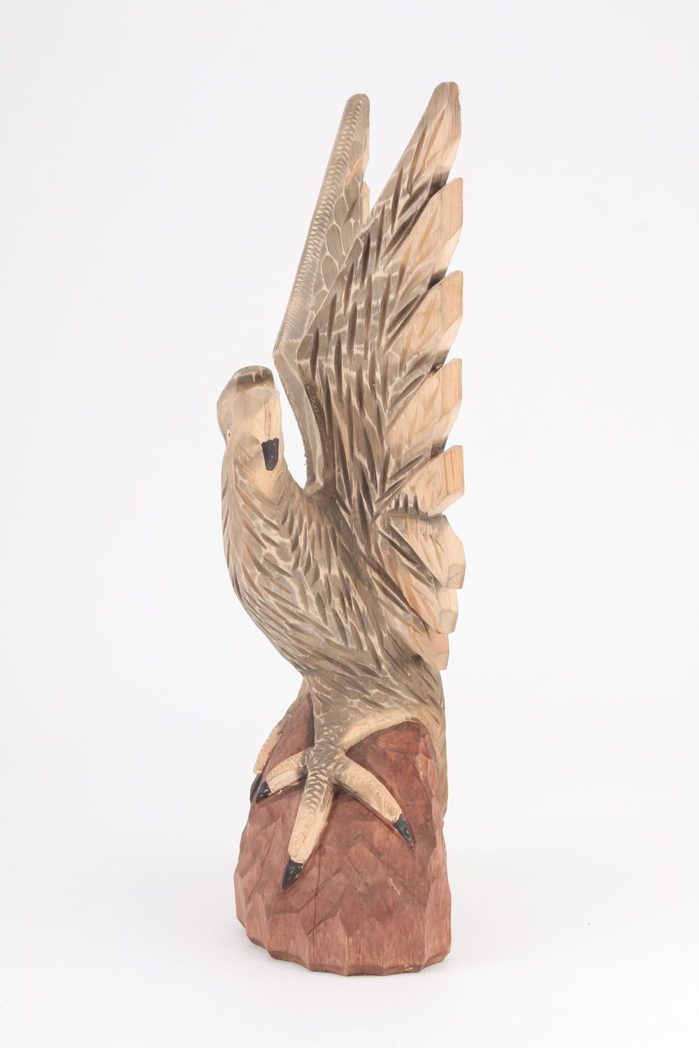 Carved wooden eagle photo 3