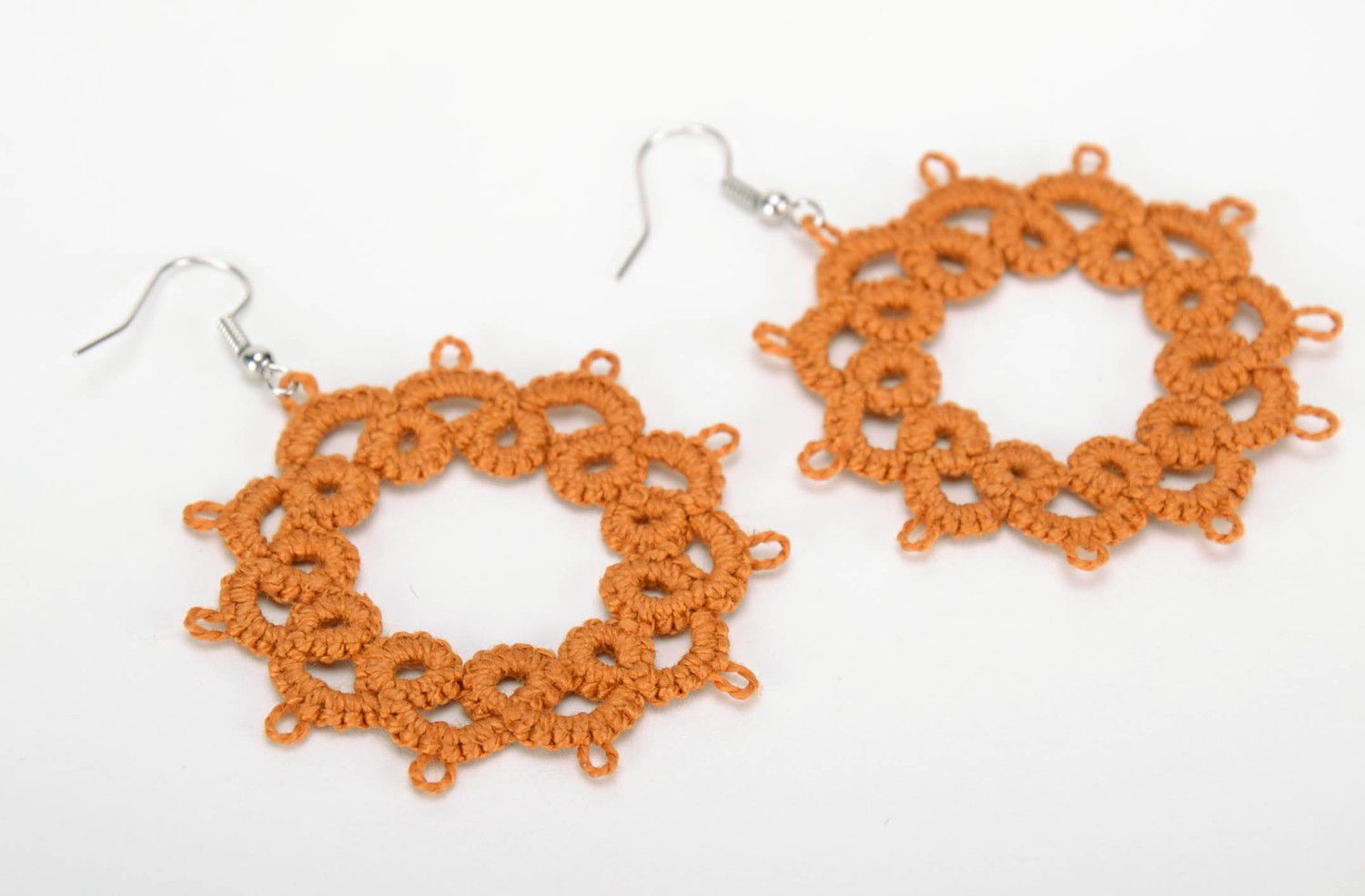 Earrings made from woven lace Little star photo 1