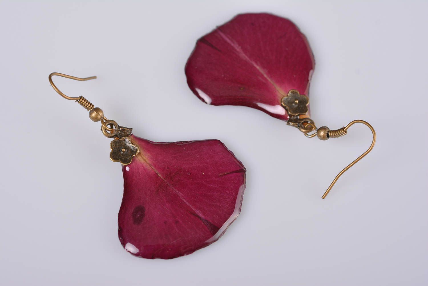 Earrings with dried flower petals beautiful graceful handmade botanic jewelry photo 4