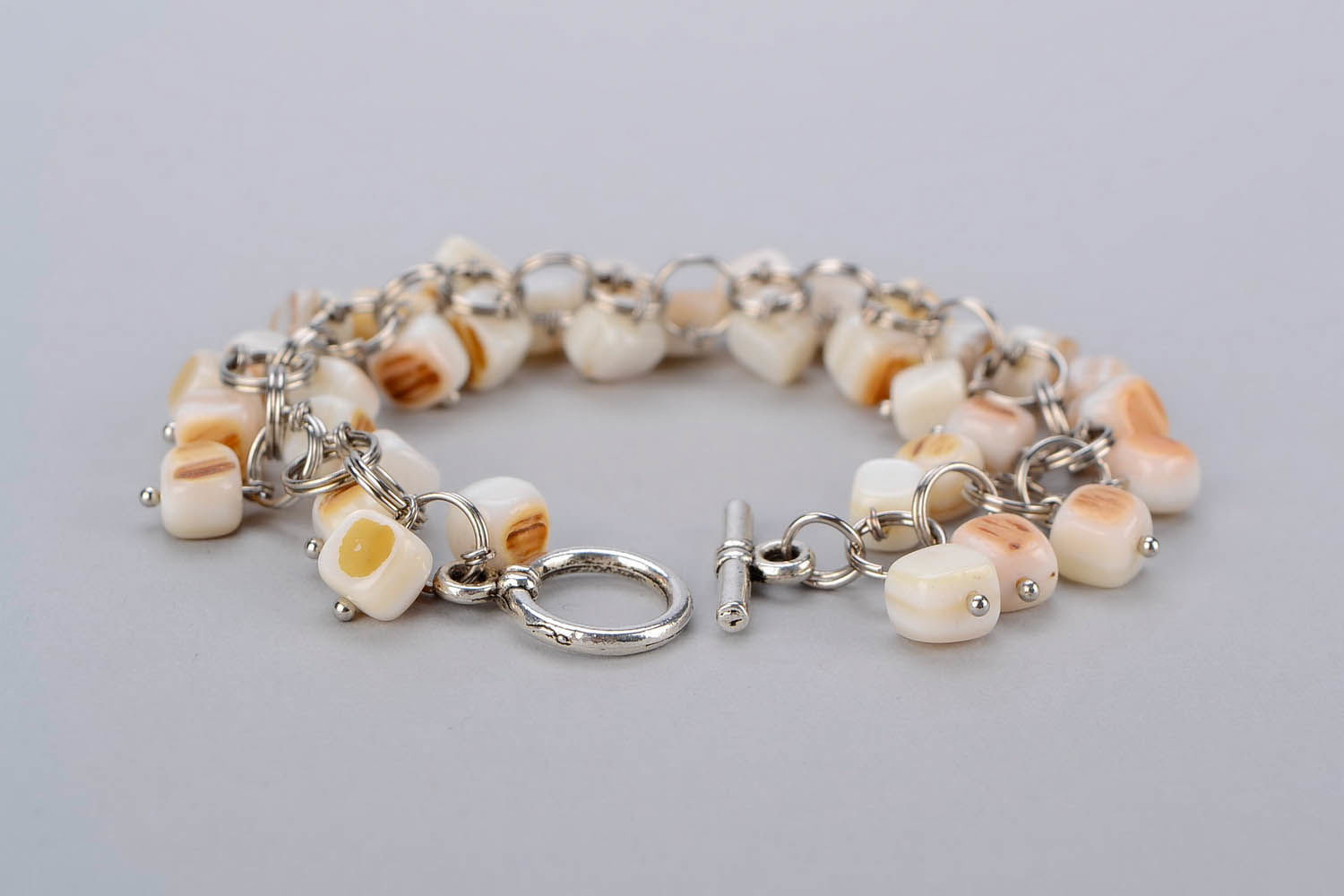 Bracelet with mother of pearl photo 2