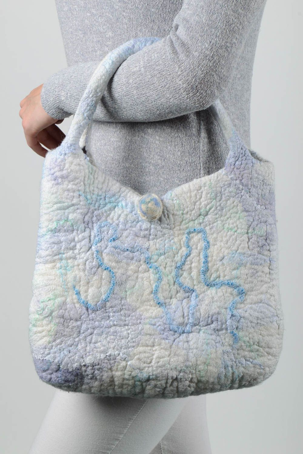 Handmade gefilzte Tasche Damen Accessoire Geschenk für Frau aus Wolle weiß foto 2