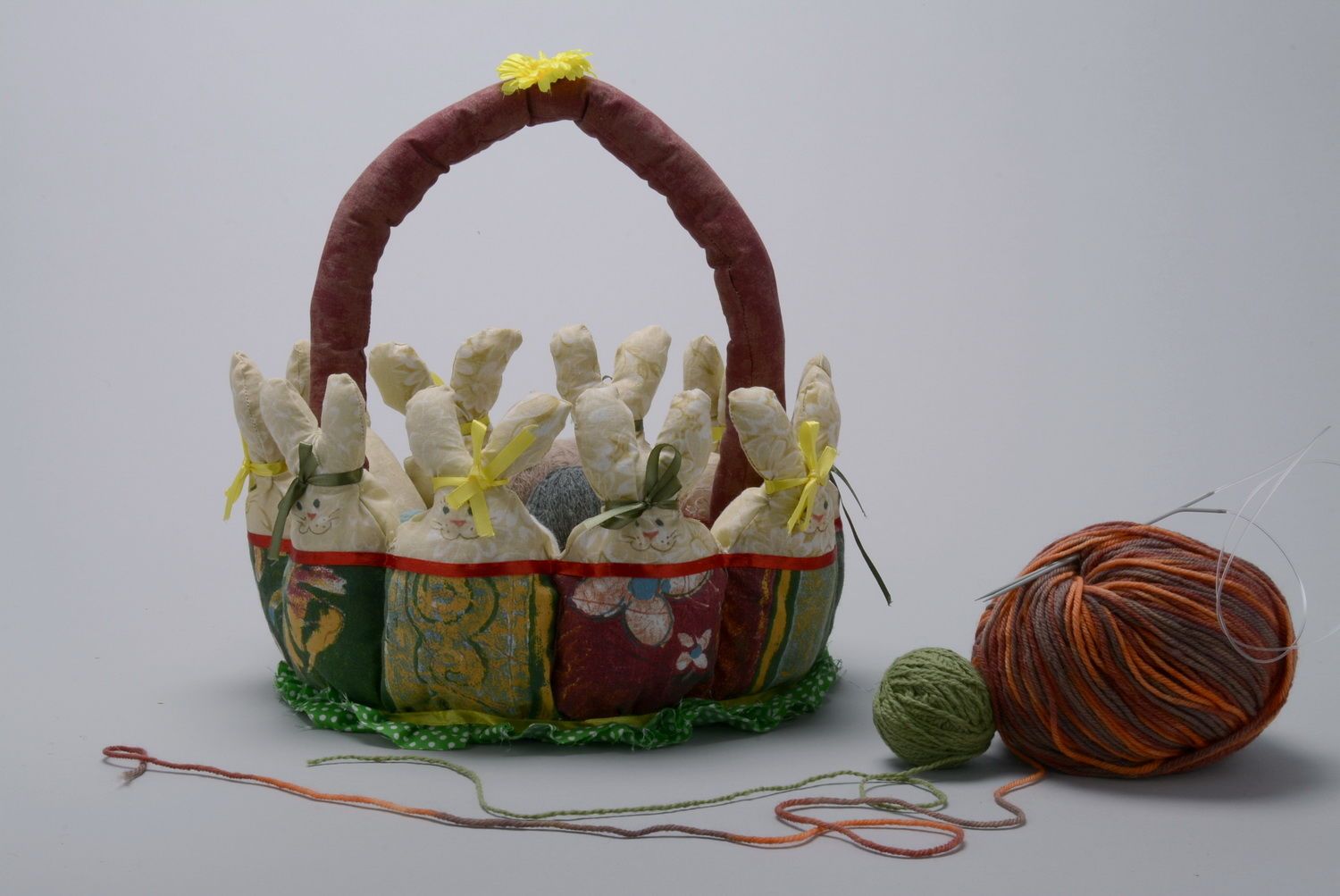Decorative basket Hares photo 1