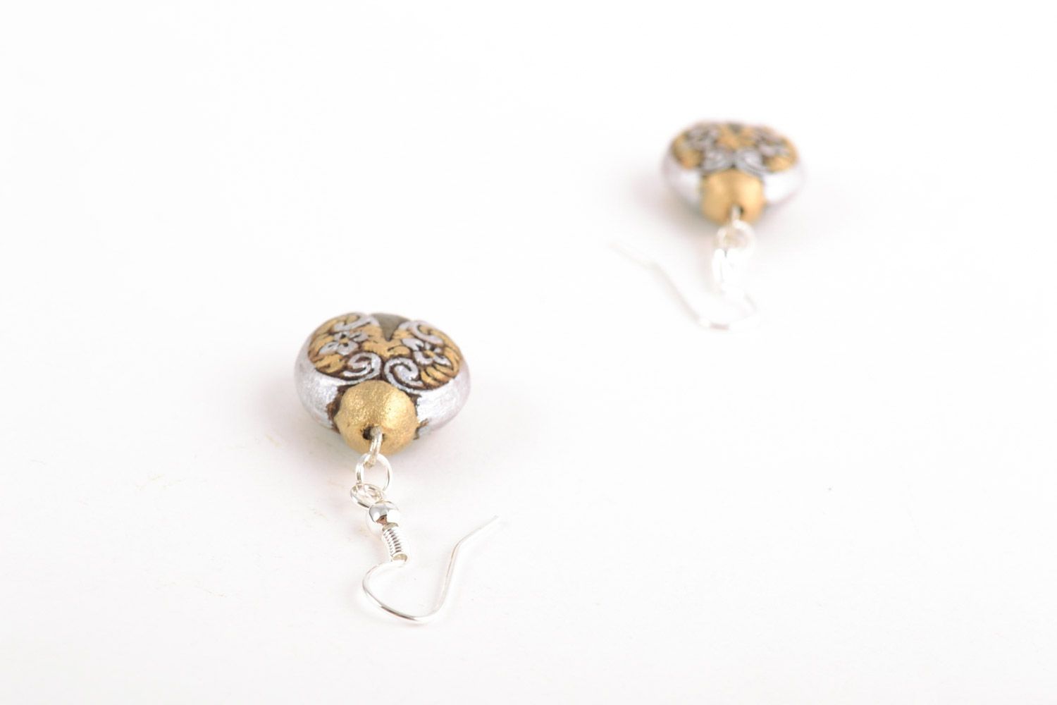 Handmade Marienkäfer Ohrringe aus Ton bemalt elegant Geschenk für Mädchen foto 3