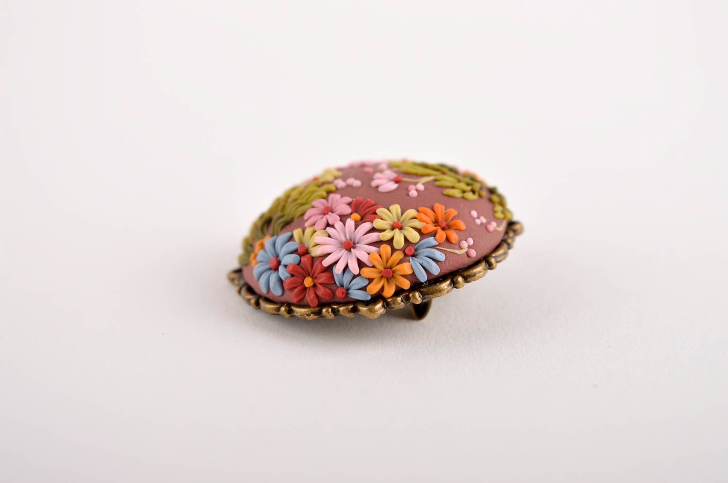 Handmade plastic brooch stylish feminine brooch unusual round jewelry photo 3