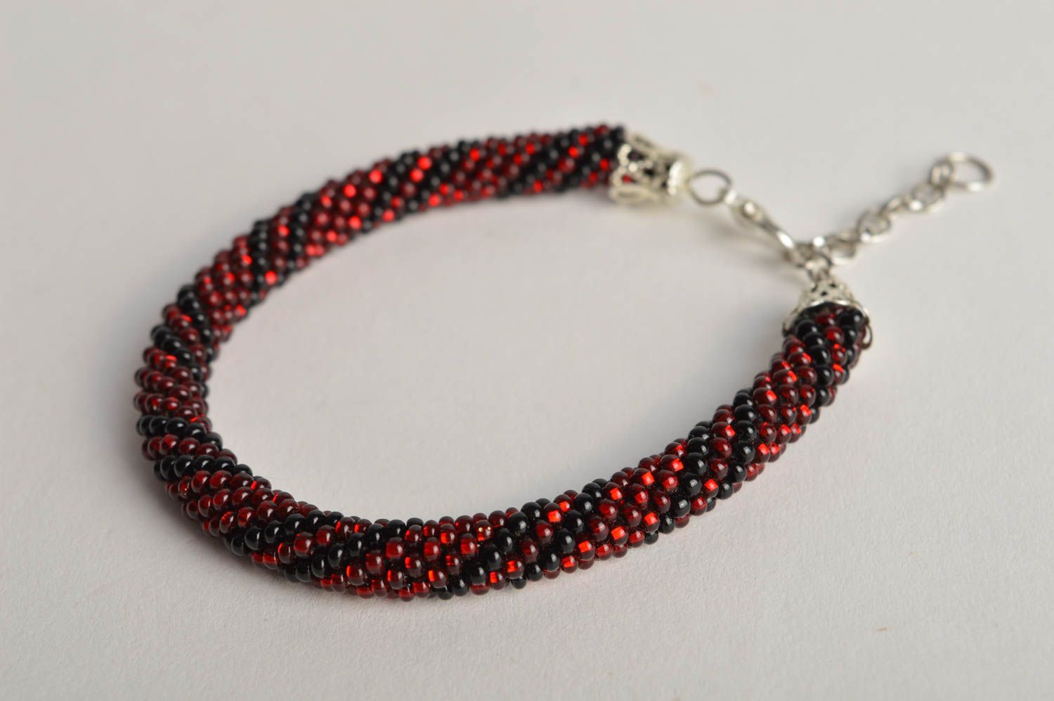 Dark cherry bead color bracelet for women photo 4