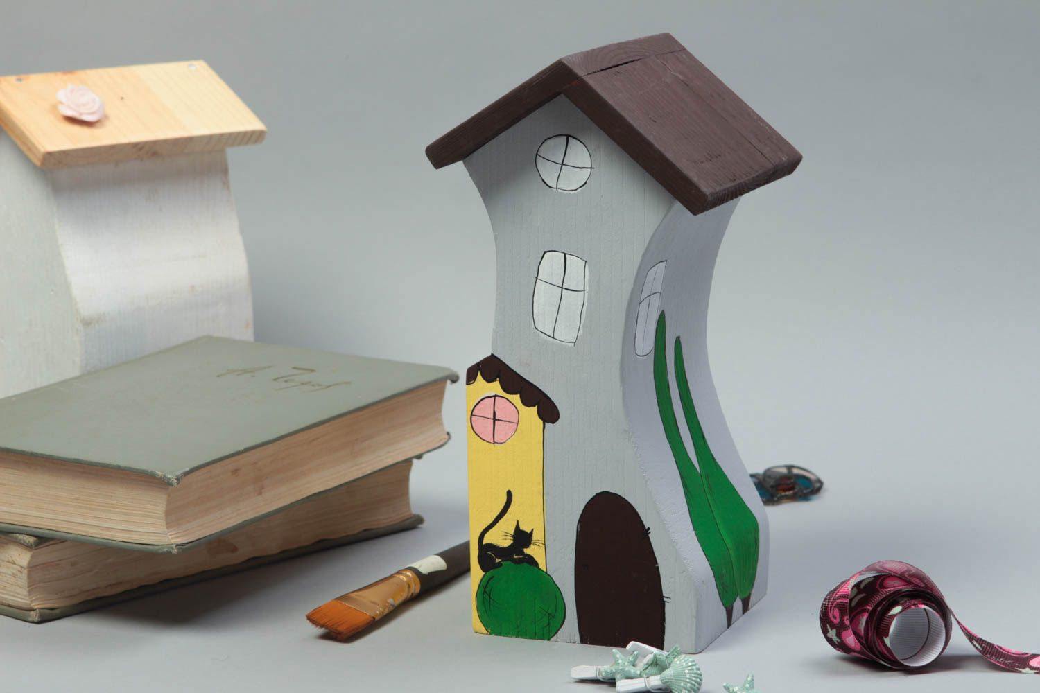 Handmade Holz Haus mit Katze dekorative Statuette Wohnzimmer Deko Kiefernholz  foto 1
