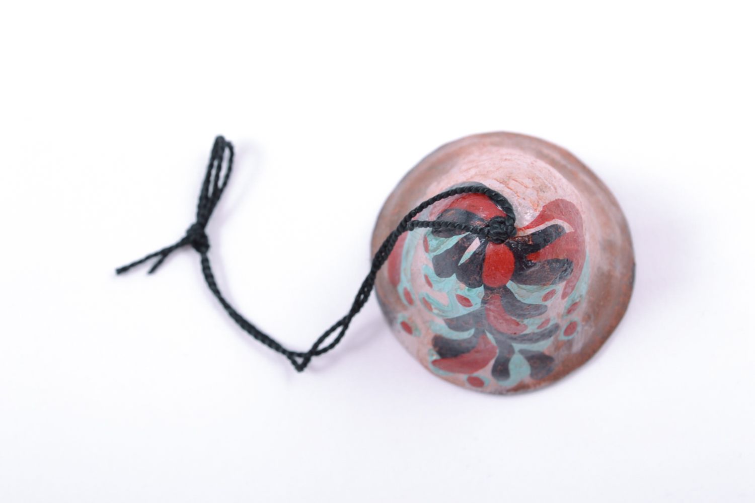 Petite cloche en terre cuite à motif peinte de couleurs acryliques faite main photo 4