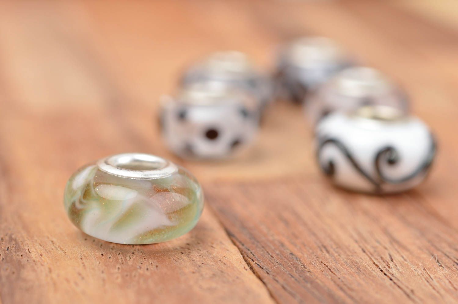 Handgemachte Glasperle Schmuck Zubehör Lampwork Perle durchsichtig mit Muster foto 2