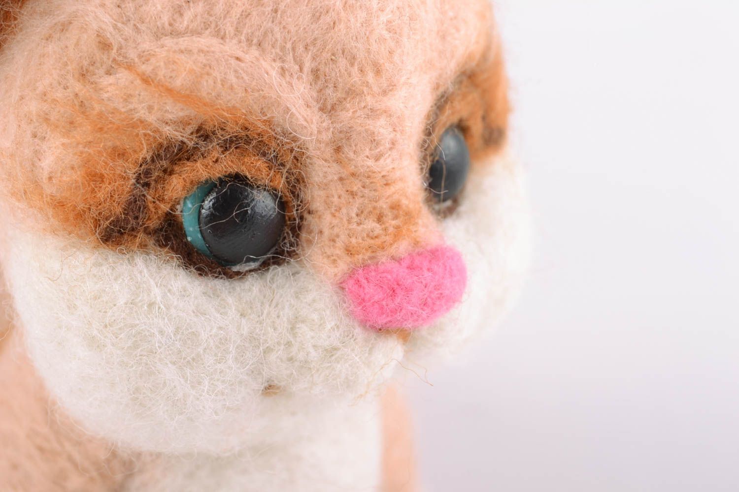 Petit jouet mou fait main en laine naturelle Chat mignon cadeau pour enfant photo 3