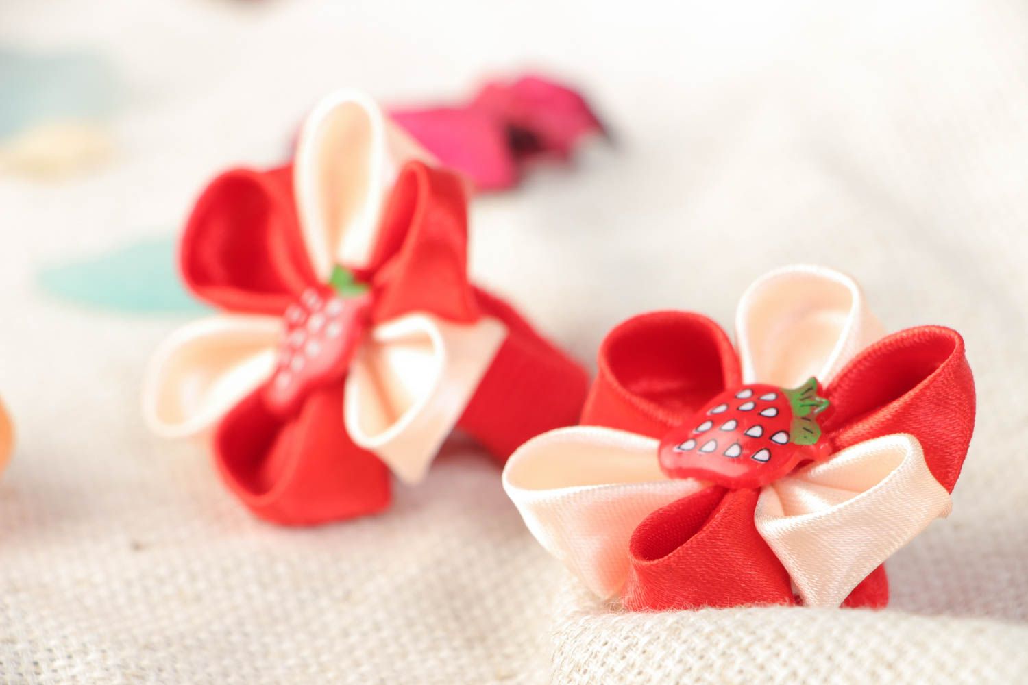 Set of 2 handmade children's hair ties with satin flowers of red colors photo 1