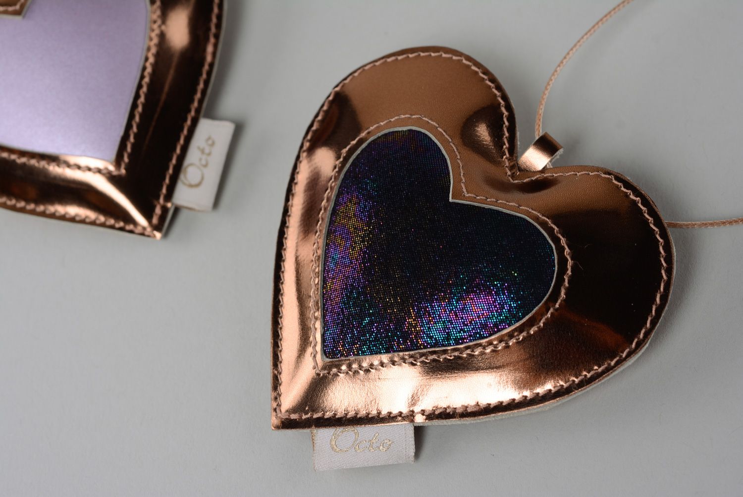 Small homemade stylish genuine leather heart-shaped keychain charm for handbags photo 5