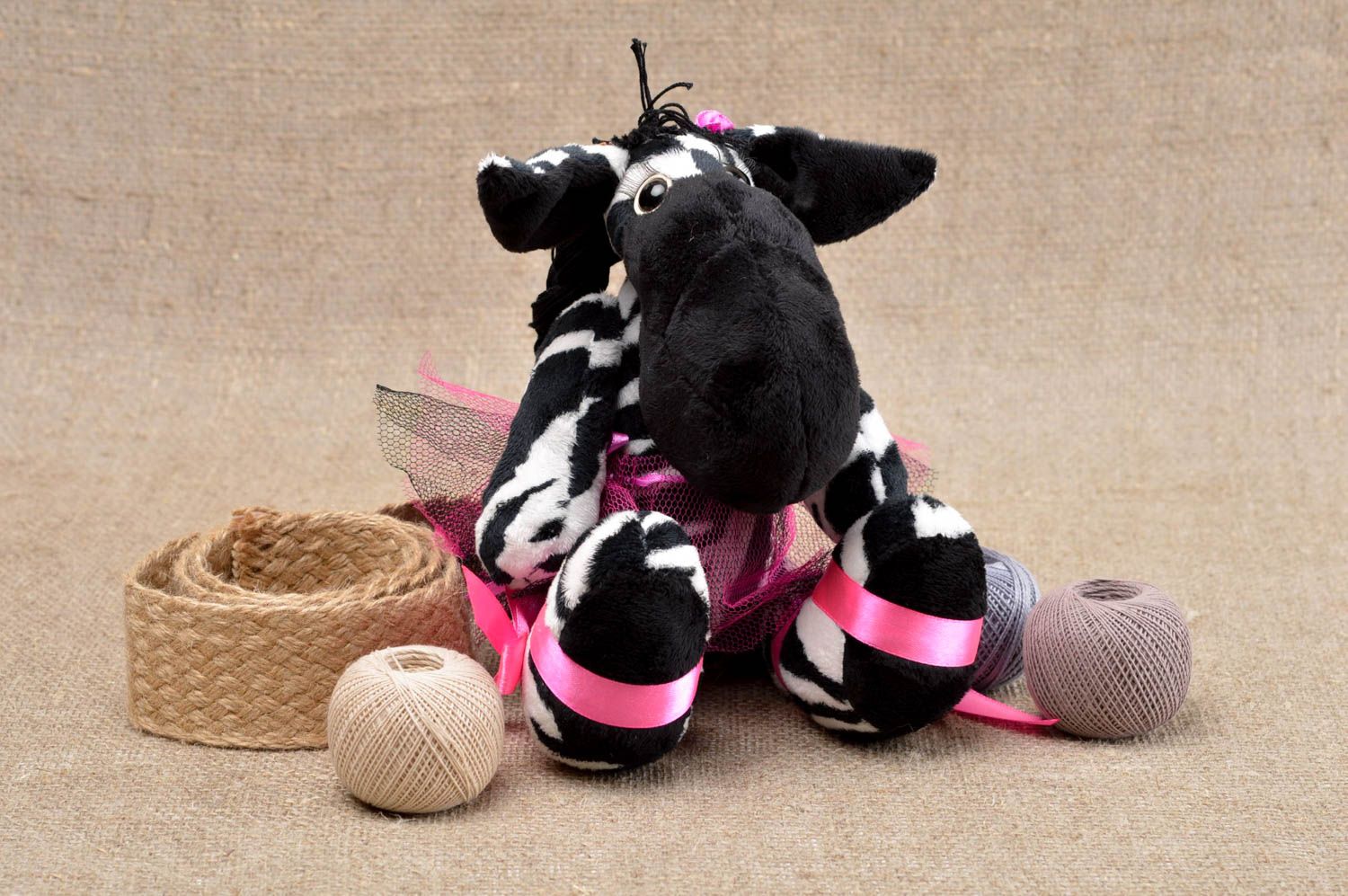 Juguete artesanal cebra con lazo rosado peluche original regalo para niños foto 1