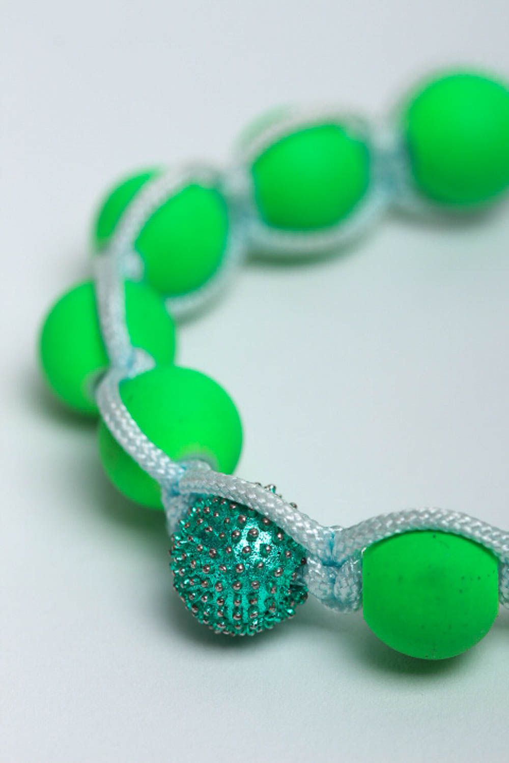 Bracelet fait main Bijou tendance vert éclatant Accessoire femme design photo 3