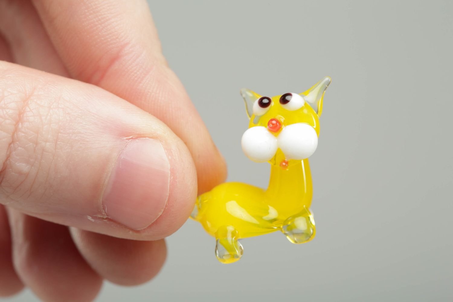 Фигурка из стекла в технике лэмпворк Желтый кот фото 4