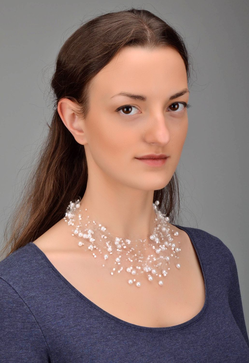 Halskette aus Glasperlen und Perlen foto 5