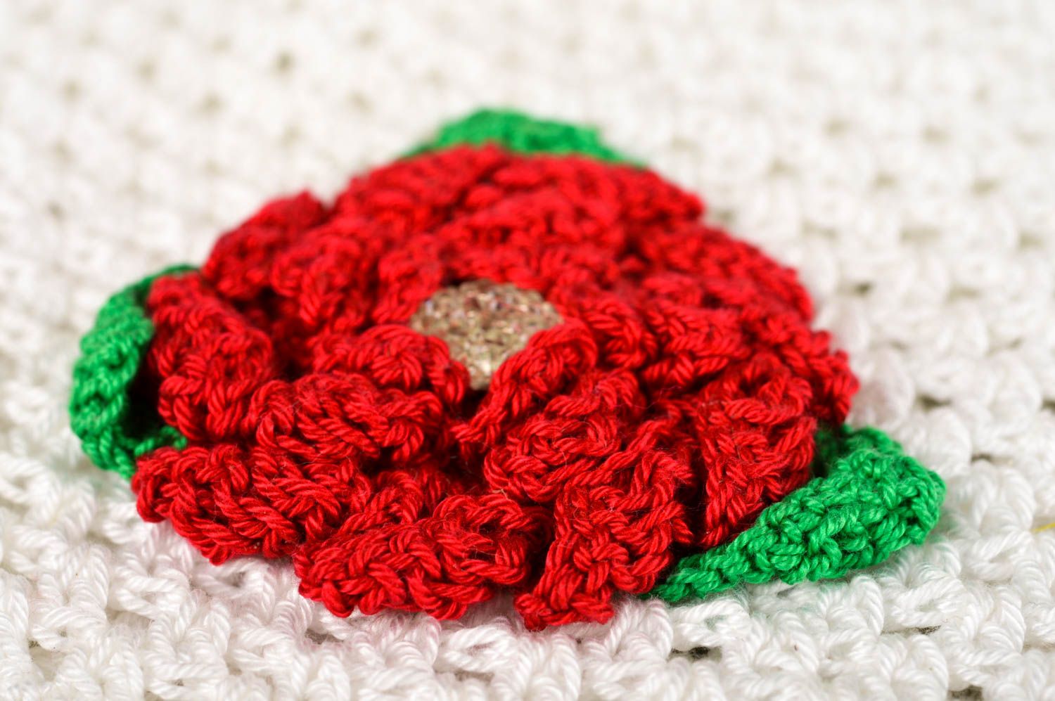 Gorro infantil a crochet artesanal ropa para niña con flor roja regalo original foto 4