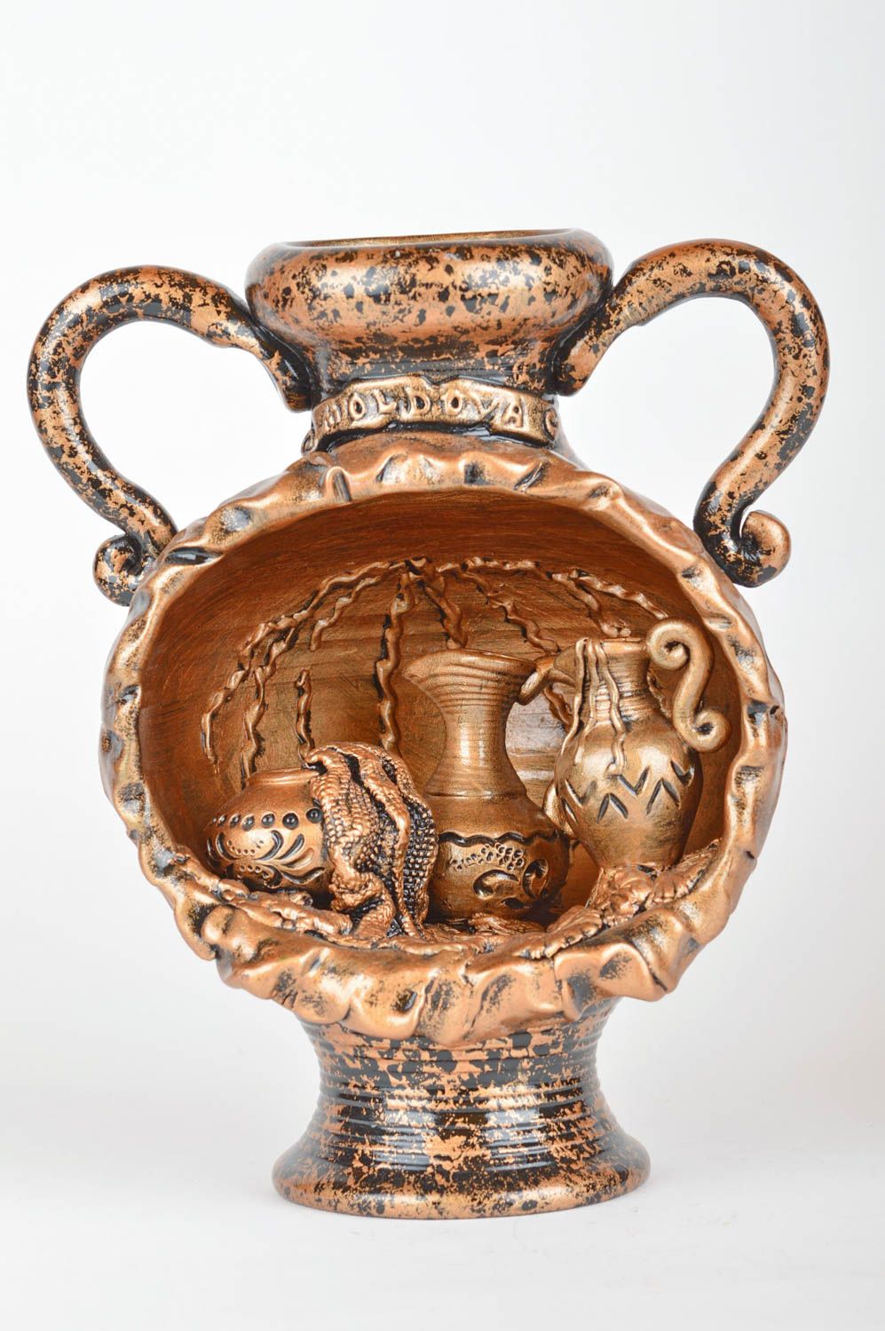 Vase décoratif en argile avec moulures fait main avec deux anses Cave vinicole photo 2