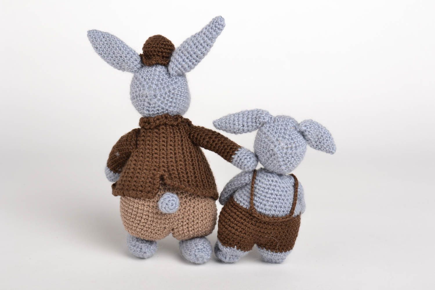 Jouets lapins 2 pièces Peluches faites main tricotées Cadeau pour enfant photo 4