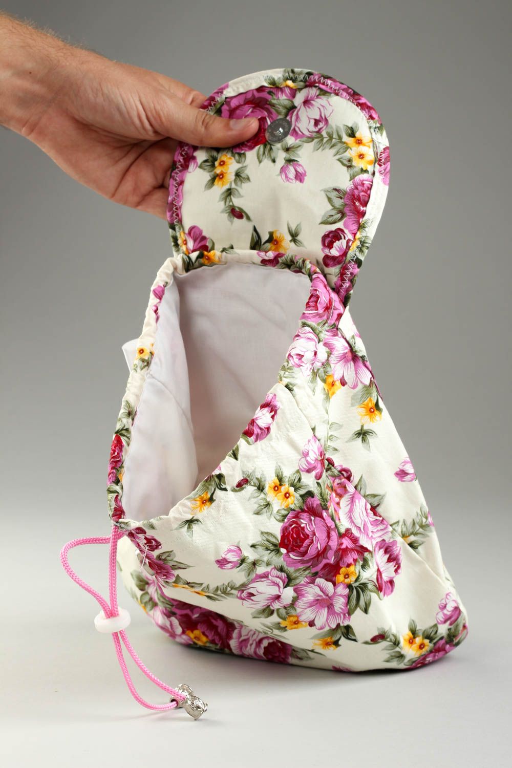 Mochila hecha a mano de algodón regalo original bolso para mujeres con flores foto 5