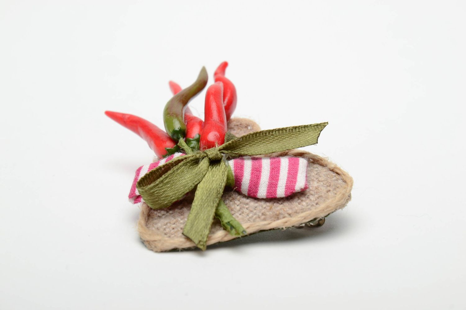 Unusual polymer clay hair clip with burlap Peppers photo 3