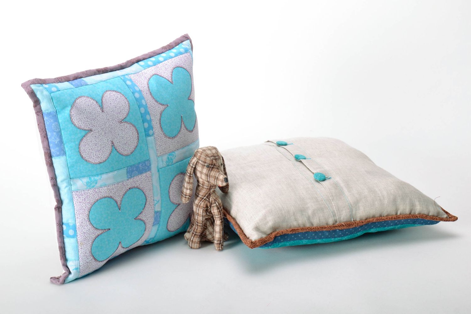 Cuscino decorativo fatto a mano morbido in stoffa cuscini per divani originali foto 1